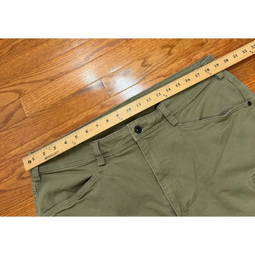 Duluth Trading Co Flex Fire Hose Cargo Shorts Mens 40 Standard Fit Green Utility